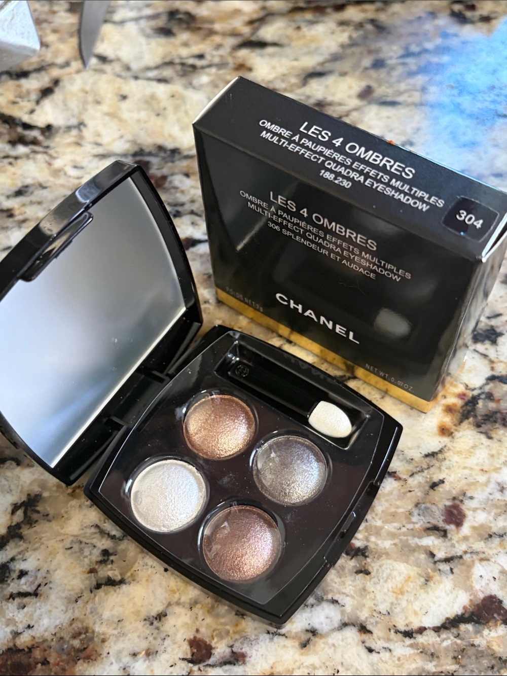 ⚡️🙏CHANEL Les 4 Ombres Eyeshadow Quad 304 - Picture 5 of 8